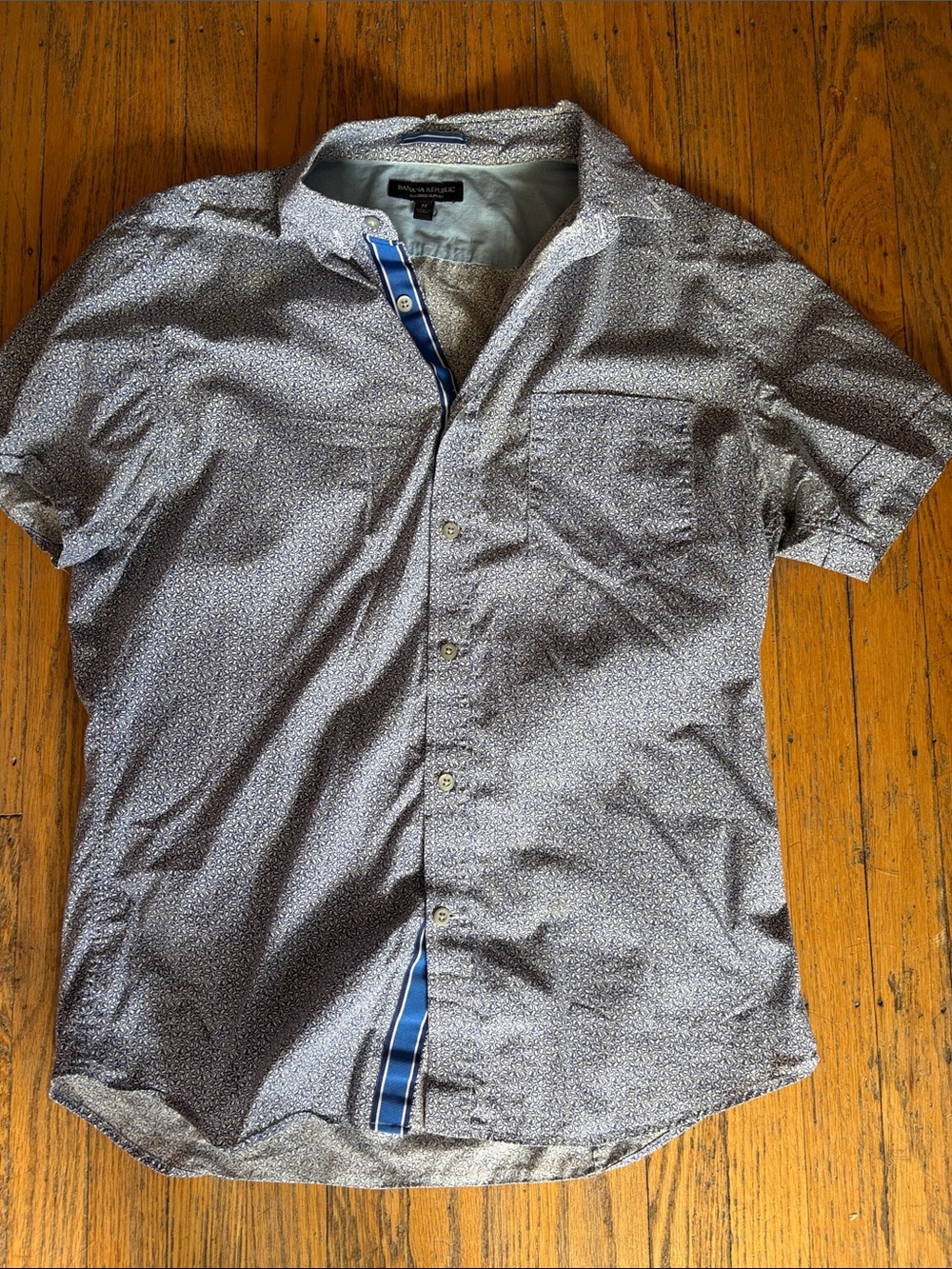 Banana Republic Short-Sleeve Button-Down — Light Blue with Navy Trim